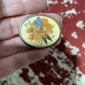 Vintage, Pressed Flowers, Brooch. Gold Tone With Patina.